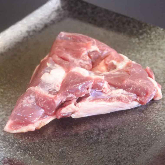 厳選 石垣島産 ヤギ(ブロック肉) 1kg I-16